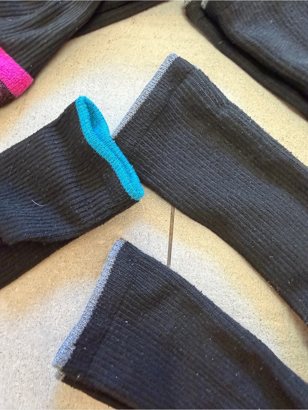 Men's Dickies Crew Work Socks w Colored Accents - 10 Pair!